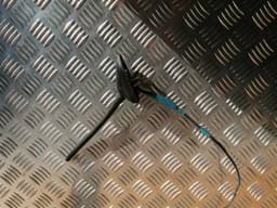 Roof antenna TOYOTA AVENSIS 2012