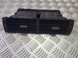 Instrument panel air vent, centre AUDI A4 2004