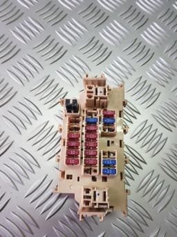 Fuse box NISSAN X-TRAIL 2008