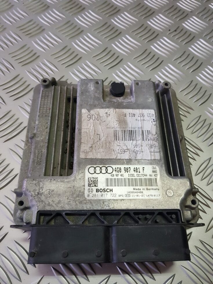 Dzinēja vadības bloks priekš AUDI A7 2011 SPORTBACK
