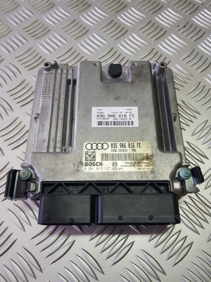 Dzinēja vadības bloks priekš AUDI A4 AVANT 2005