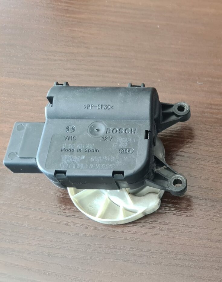 Apsildes sistēmas aktuators priekš AUDI A4 AVANT 2004
