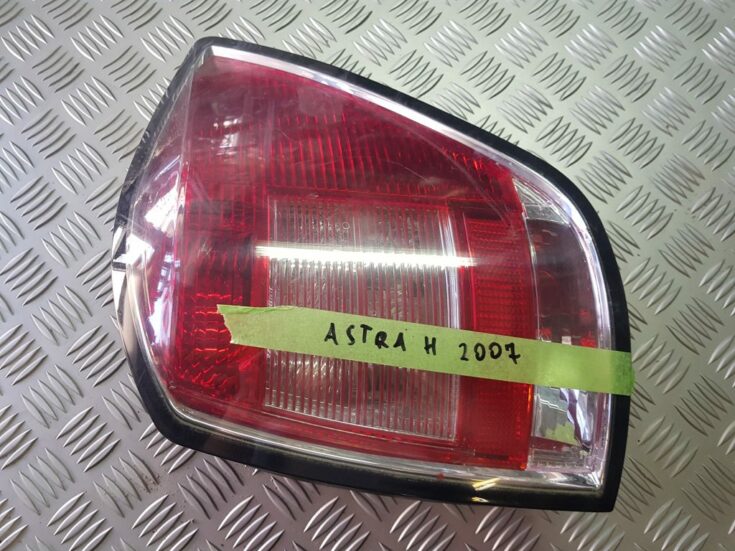 Aizmugurējais labais lukturis priekš OPEL ASTRA H STATION WAGON 2007