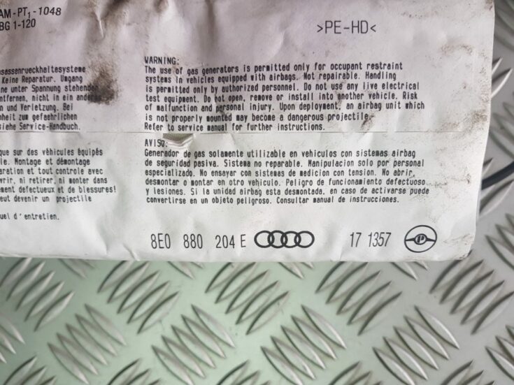 Mērinstrumentu paneļa drošības spilvens priekš AUDI A4 AVANT 2004