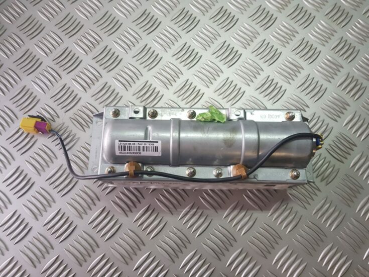 Mērinstrumentu paneļa drošības spilvens priekš AUDI A4 AVANT 2004
