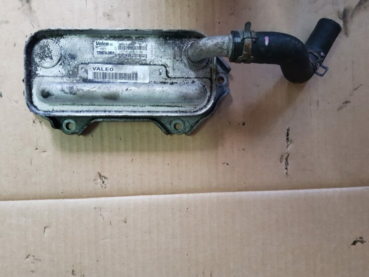 Eļļas radiators priekš TOYOTA COROLLA VERSO 2008