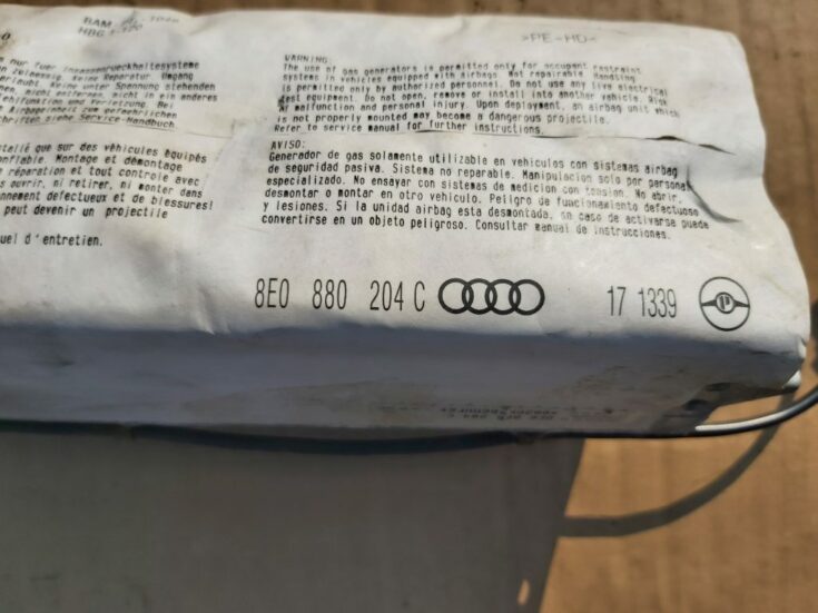 Mērinstrumentu paneļa drošības spilvens priekš AUDI A4 2004