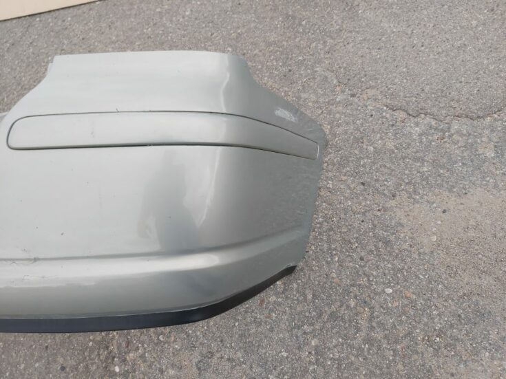 Auto detaļa priekš TOYOTA AVENSIS 2004