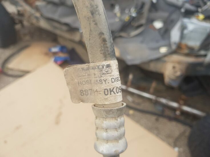 Gaisa kondicioniera caurule priekš TOYOTA HILUX 2009