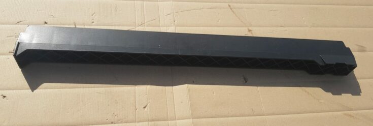 Bagāžnieka nodalījuma plastmasa priekš BMW 530D E61 2006 TOURING TITANSILVER