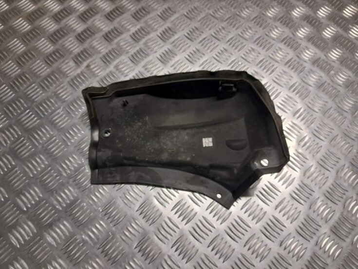 Vējstikla uzlika (deflektors) priekš VOLVO S40 2007