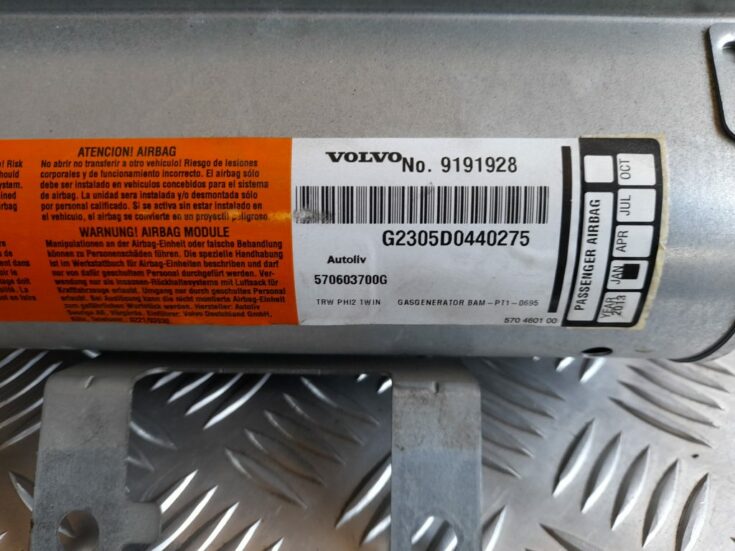 Mērinstrumentu paneļa drošības spilvens priekš VOLVO V70 2003 SILVER