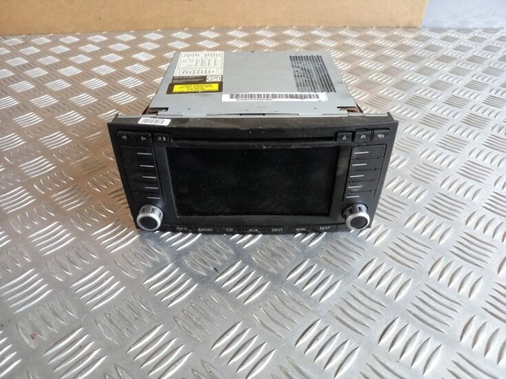CD/DVD/Navigācijas bloks priekš VW TOUAREG 2007