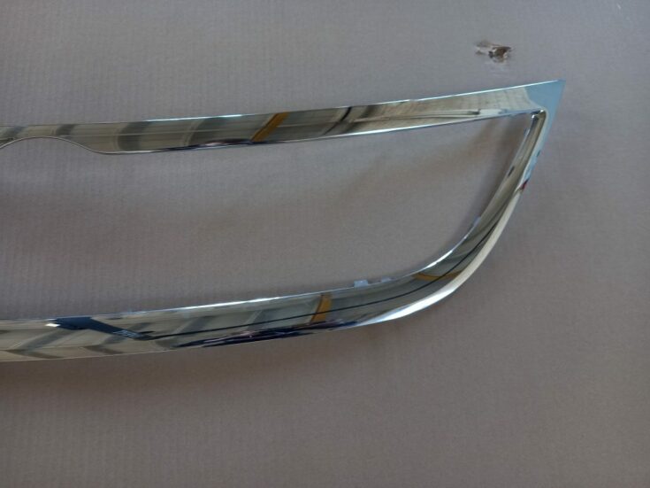 Pārsega moldings priekš VW PASSAT CC 2009