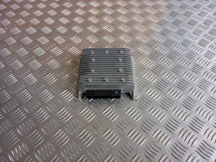 Audio pastiprinātāja bloks priekš VW PASSAT CC 2009
