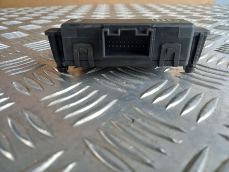 GATEWAY vadības bloks priekš VW PASSAT CC 2009