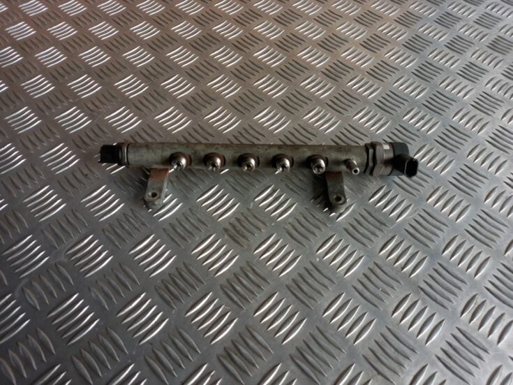 Degvielas sadales caurule priekš LAND ROVER FREELANDER 2007