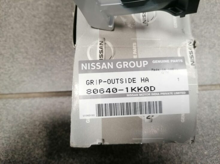 Priekšējo labo durvju rokturis priekš NISSAN JUKE F15 806401KK0D