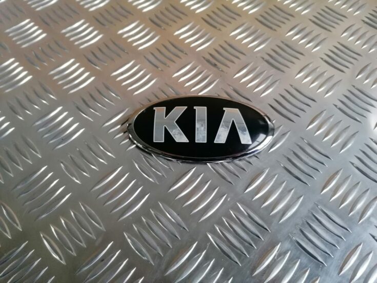 Logotips/Emblema priekš KIA CEED 2013