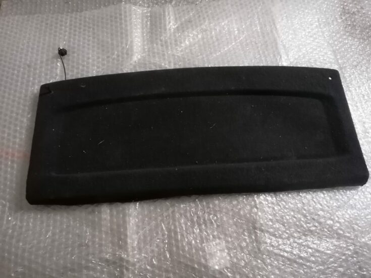 Bagāžnieka nodalījuma plaukts priekš VW POLO 2008