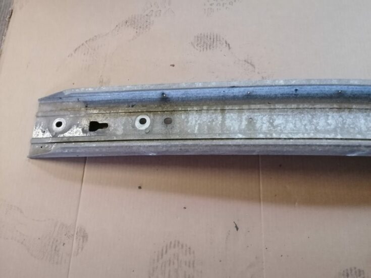 Priekšējā bufera pastiprinātājs priekš VOLVO 850 1995