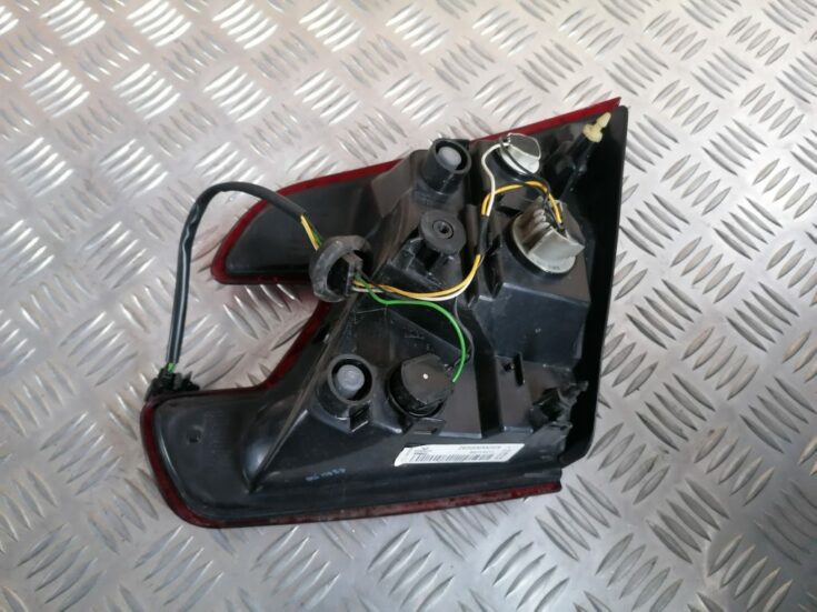 Aizmugurējais kreisais lukturis priekš RENAULT MEGANE 2011