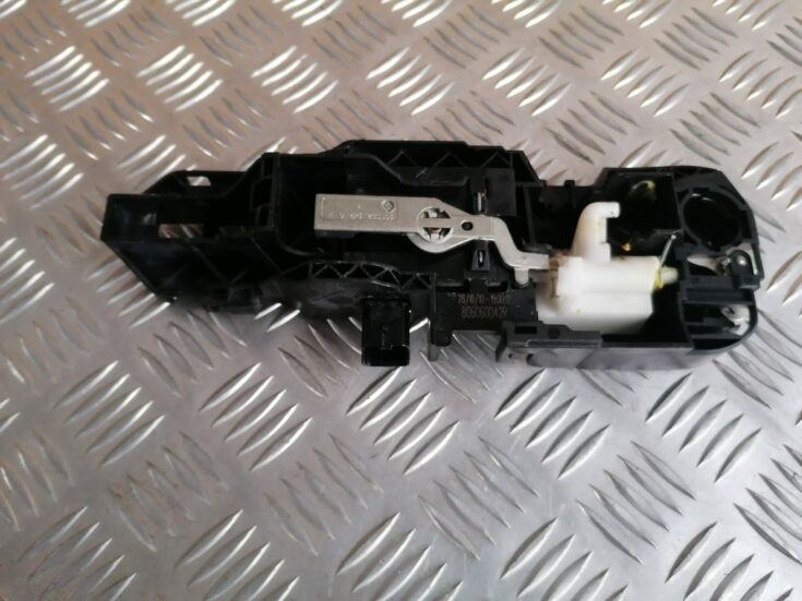 Priekšējāis labais durvju rokturis priekš RENAULT MEGANE 2011