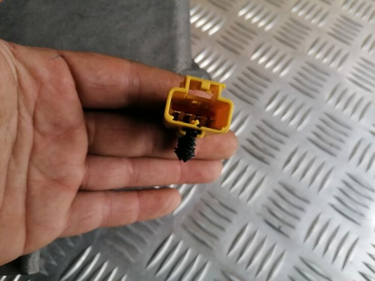 Mērinstrumentu paneļa drošības spilvens priekš CHRYSLER GRAND VOYAGER 2004