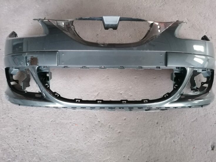 Priekšējais buferis priekš Seat Altea 2004-2015 5P0807231