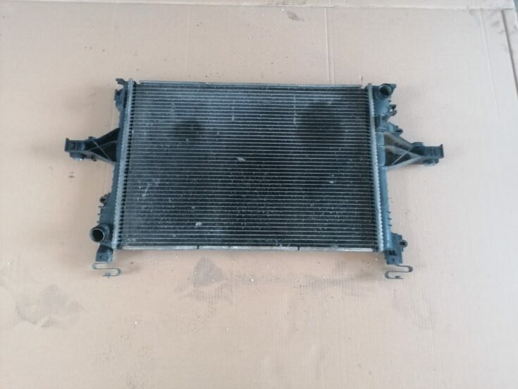 Dzesēšanas radiators priekš VOLVO V70 2004
