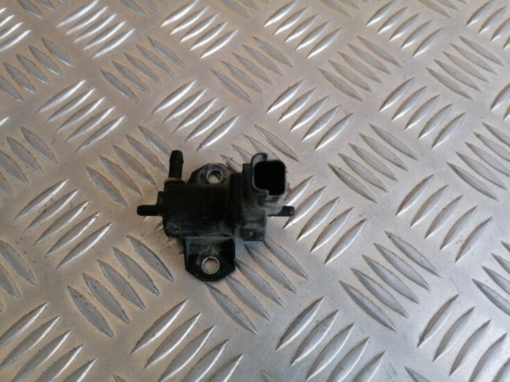Izplūdes solenoīda vārsts priekš FORD C-MAX 2011