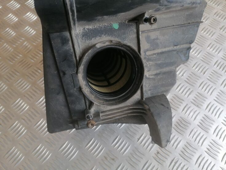 Gaisa filtra korpuss priekš FORD C-MAX 2011