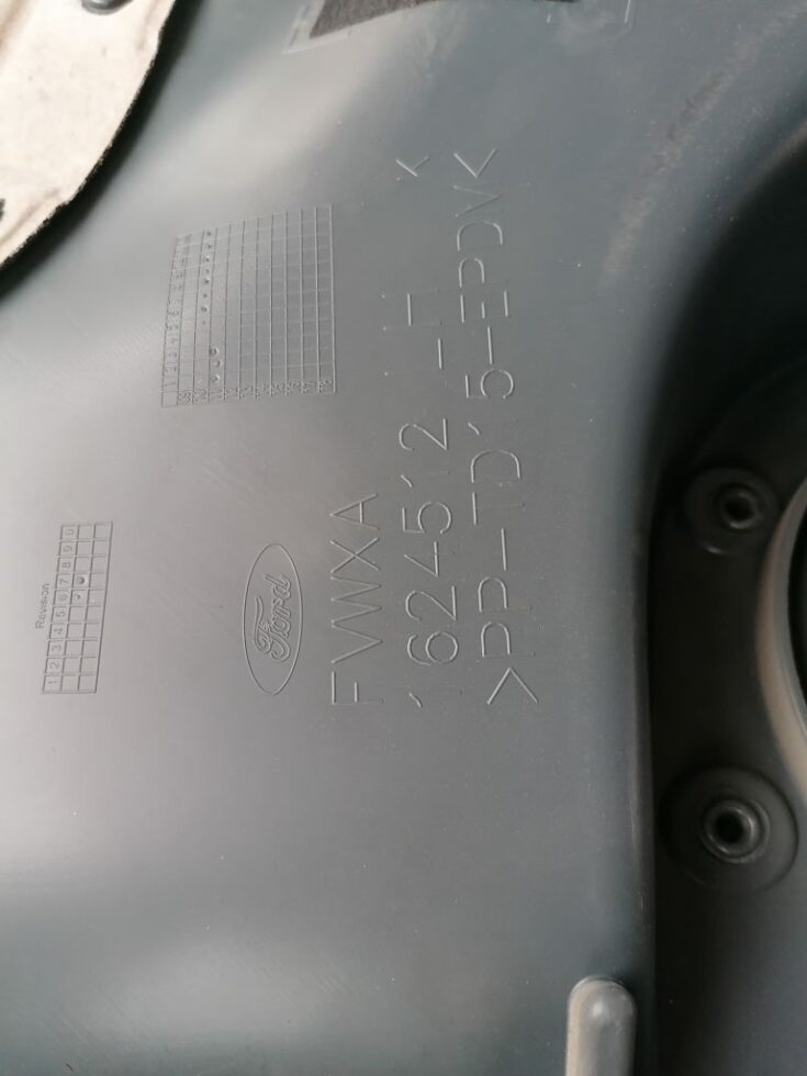 Durvju apdares komplekts priekš FORD C-MAX 2011