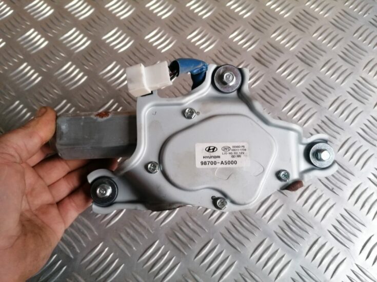 Aizmugurējā stikla tīrītāja motors priekš HYUNDAI I30 2012