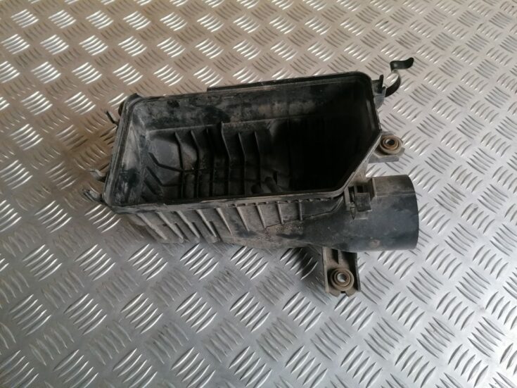 Gaisa filtra korpuss priekš HYUNDAI I30 2012