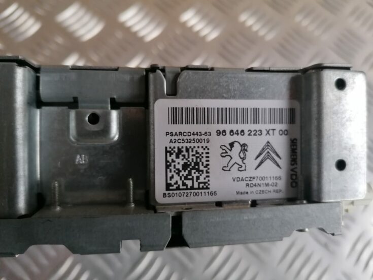 CD/DVD/Navigācijas bloks priekš CITROEN PICASSO 2007