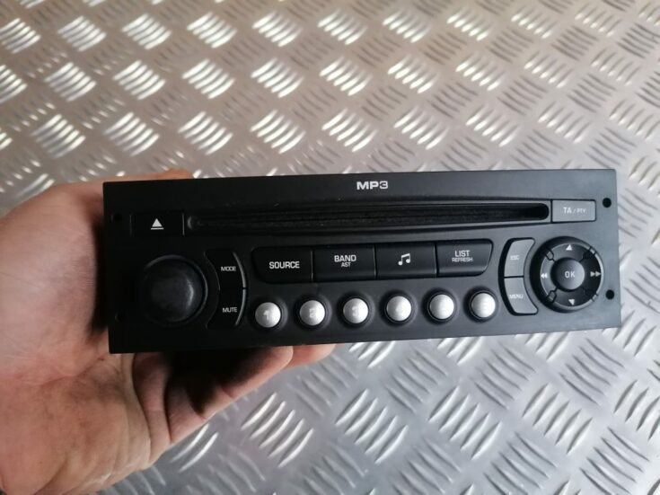 CD/DVD/Navigācijas bloks priekš CITROEN PICASSO 2007