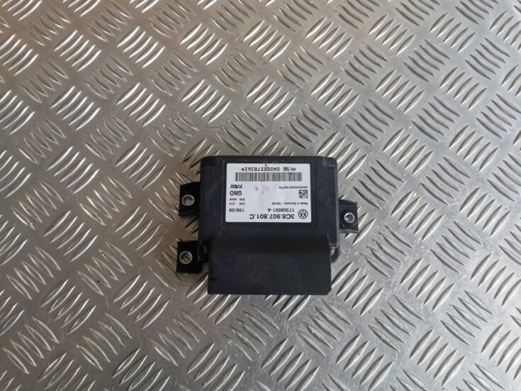 Stāvbremzes vadības bloks priekš VW PASSAT CC 2009