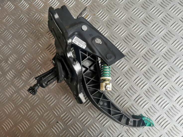 Sajūga pedālis priekš LAND ROVER FREELANDER 2007