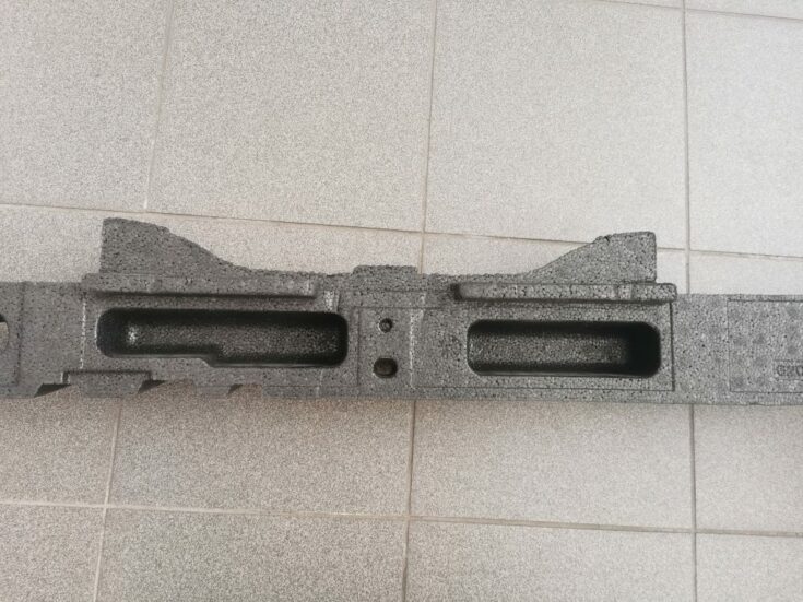 Bufera putuplasts priekš Nissan Qashqai  2006-2010 62090BR00A