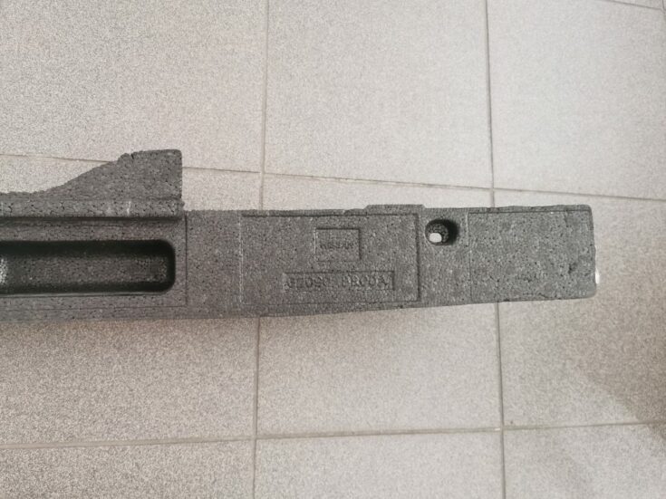 Bufera putuplasts priekš Nissan Qashqai  2006-2010 62090BR00A