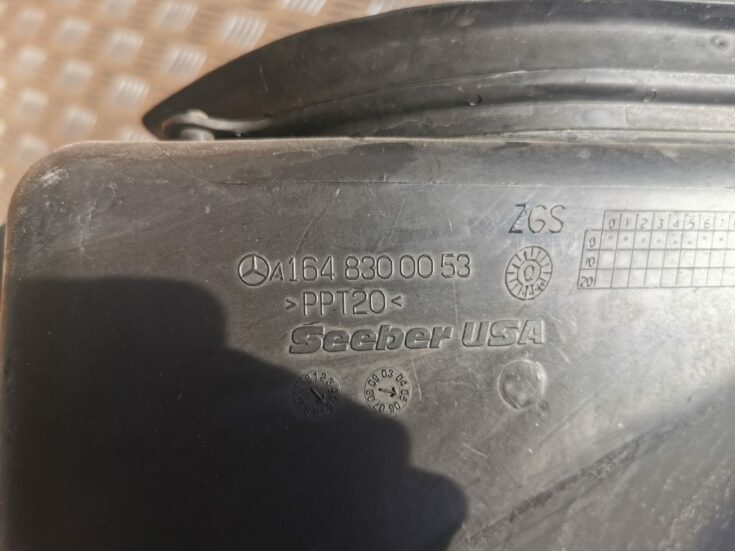 Gaisa filtra korpuss priekš MERCEDES BENZ ML320 2005 BLACK