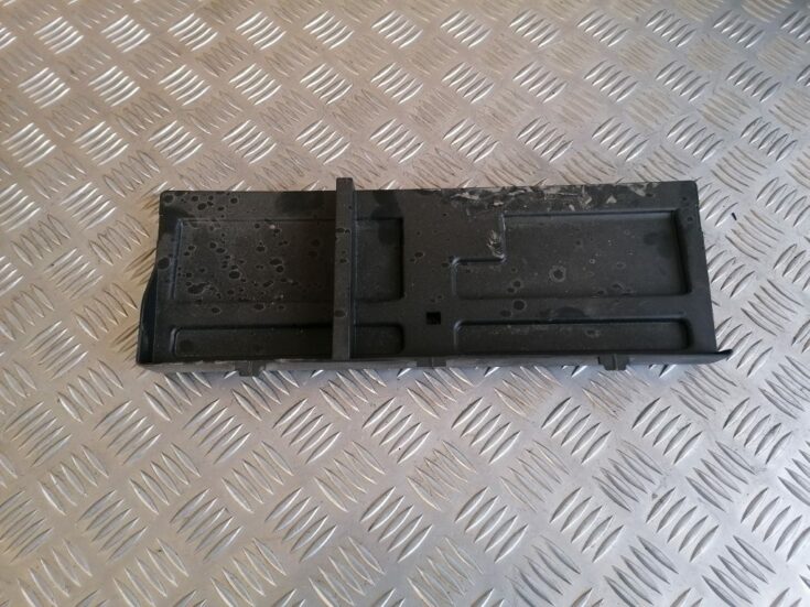Mērinstrumentu paneļa iekšējā plastmasa priekš SUBARU LEGACY 2011
