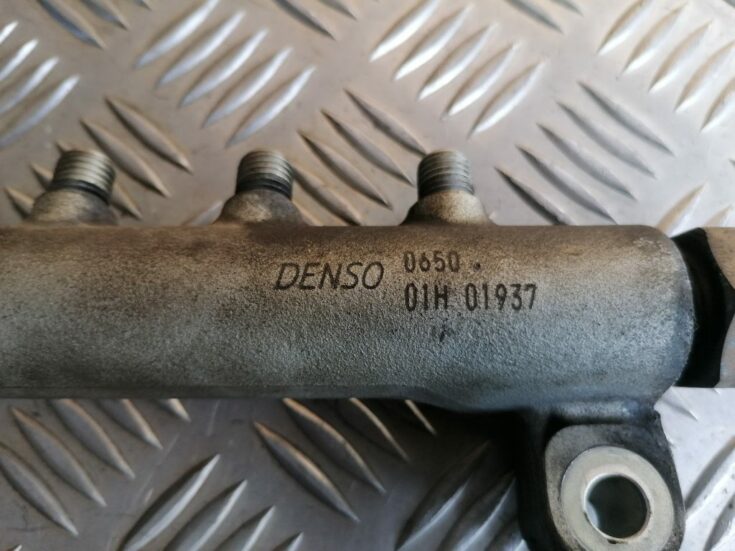 Degvielas sadales caurule priekš NISSAN PATHFINDER 2006