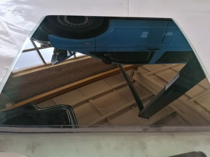 Aizmugurējo kreiso durvju stikls priekš NISSAN PATHFINDER 2006
