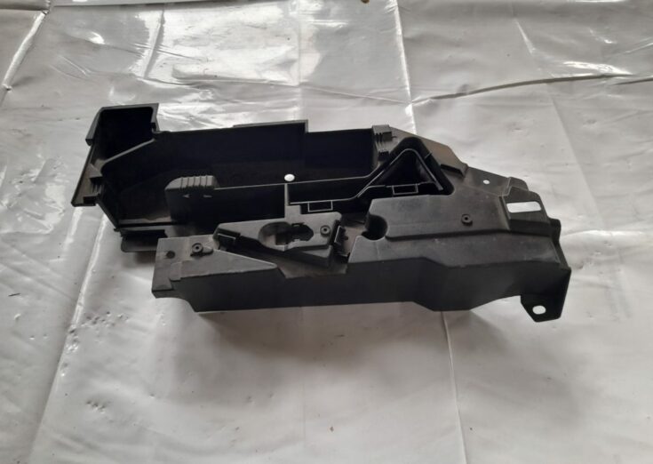 Bagāžnieka nodalījuma plastmasa priekš BMW 320D E46 2004 TOURING