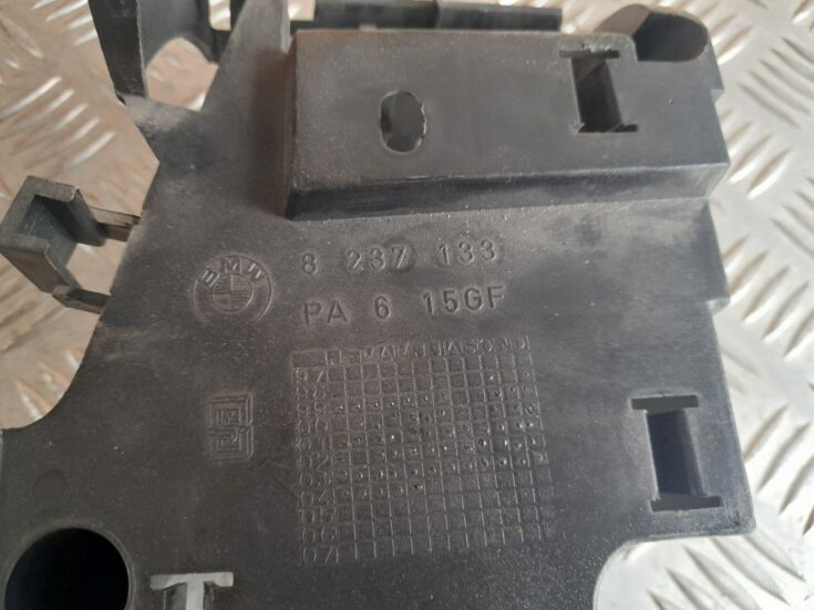 Bagāžnieka nodalījuma plastmasa priekš BMW 320D E46 2004 TOURING