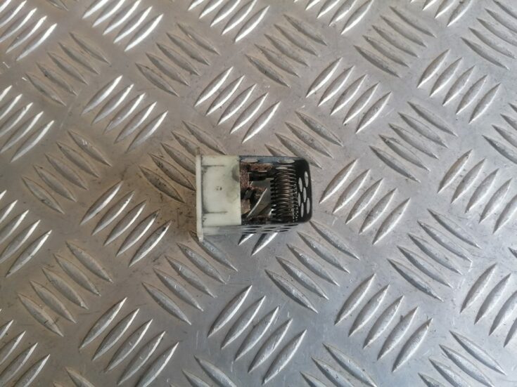 Salona ventilatora rezistors priekš OPEL ASTRA H 2005