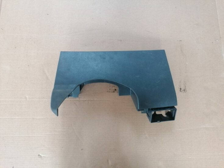 Mērinstrumentu paneļa apdare (zem stūres) priekš OPEL ASTRA H 2005