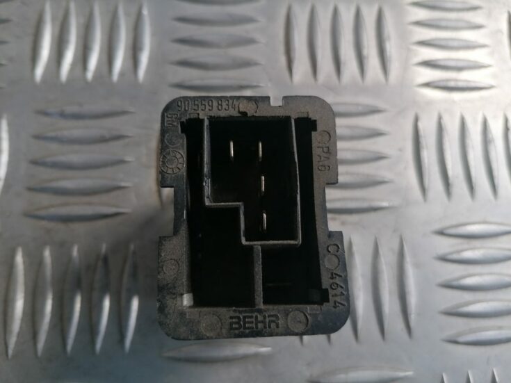 Salona ventilatora rezistors priekš OPEL ZAFIRA 2004
